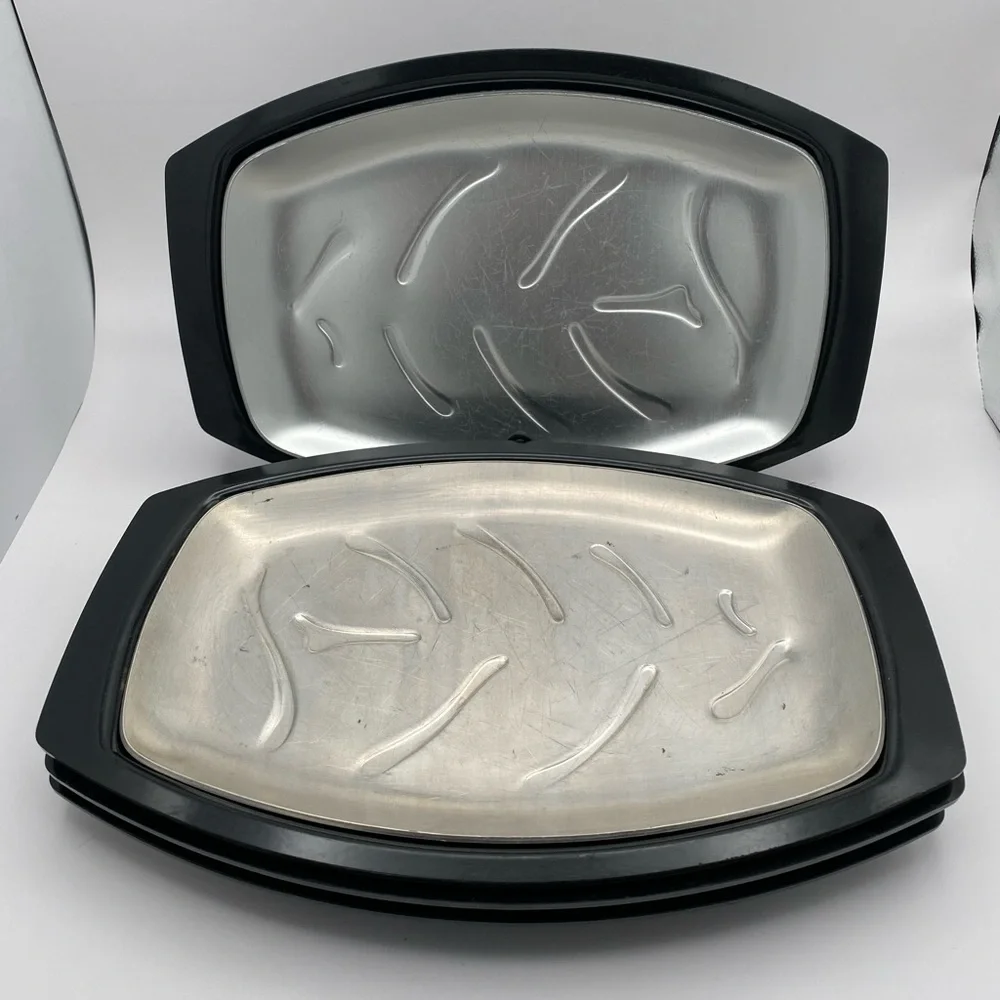 Nordic Ware Sizzling Steak & Fajita Servers Set of 4 Heat-Resistant Trays VTG